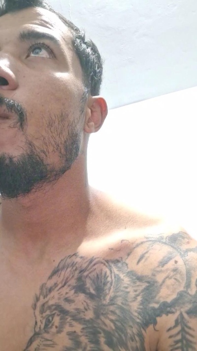 Chilenohh live cam on Cam4