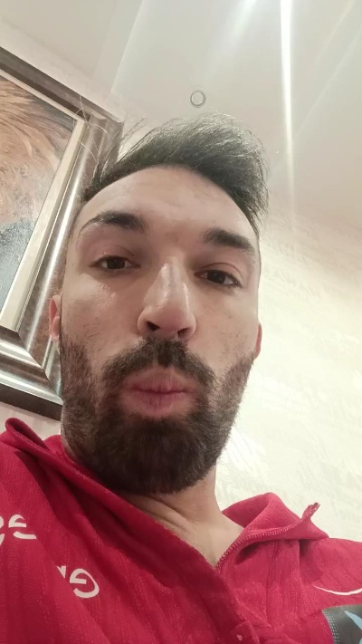 Chiniiinito live cam on Cam4
