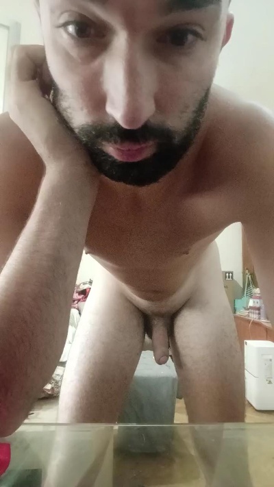 Chiniiinito live cam on Cam4
