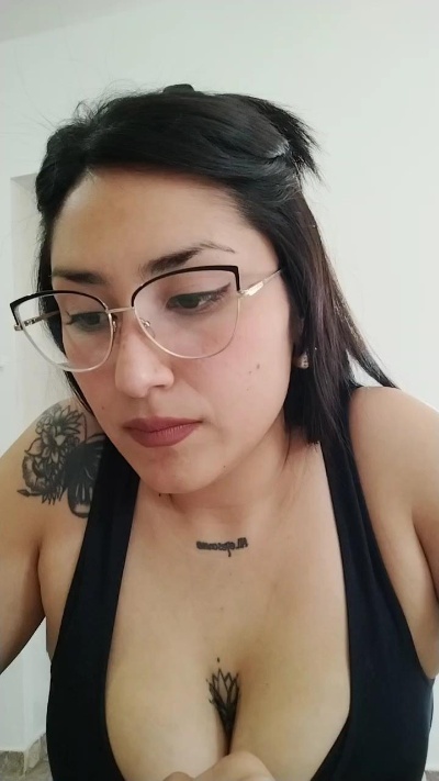 strip chat live Chinitaa28