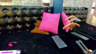 Chloe_Fosster live cam on Cam4