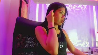 Chloe_Martini live cam on Cam4