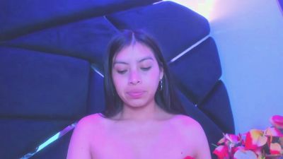 Chloe_Martini live cam on Cam4