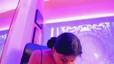 Chloe_Martini live cam on Cam4
