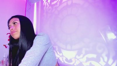 Chloe_Martini live cam on Cam4