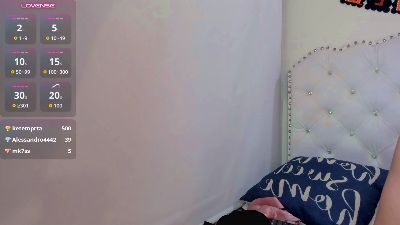 Chloe_Miller_7 live cam on Cam4