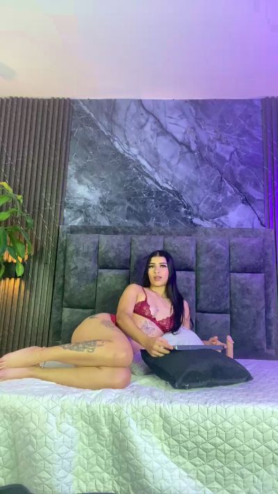 Profile and Statistics for Chloe_candy1 on Cam4