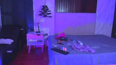 Chloe_thompson live cam on Cam4