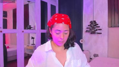 Chloe_thompson live cam on Cam4