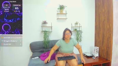 Chloe_thompson live cam on Cam4