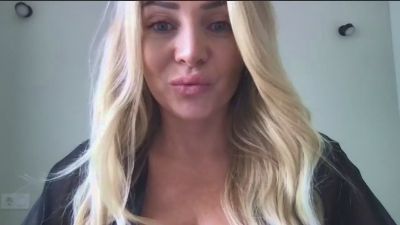 Chloeblond live cam on Cam4