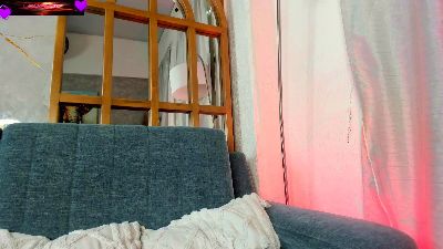 Chloesantana_ live cam on Cam4