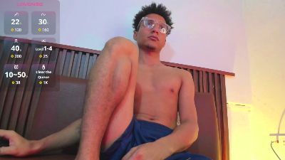 Chocodick live cam on Cam4