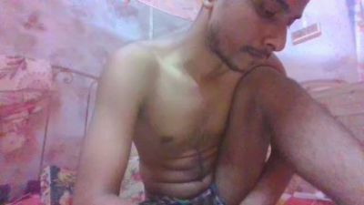 ChocolateDick8 live cam on Cam4