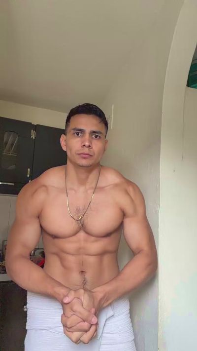 Choreyfitt live cam on Cam4