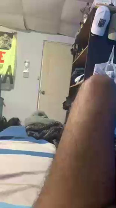 Chorri23 live cam on Cam4