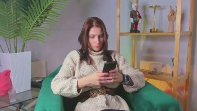 ChrisStahlberg live female webcam from France