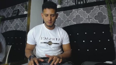 Chris_Dick99 live cam on Cam4