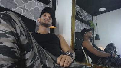 Chris_Dick99 live cam on Cam4