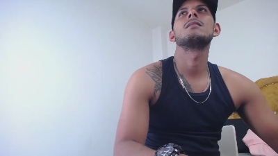 Chris_Dick99 live cam on Cam4