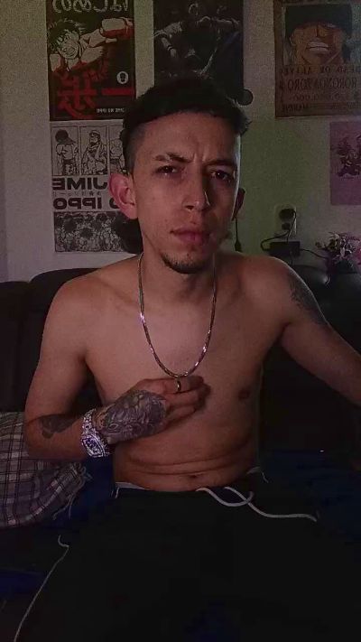 Chris_Joness live cam on Cam4