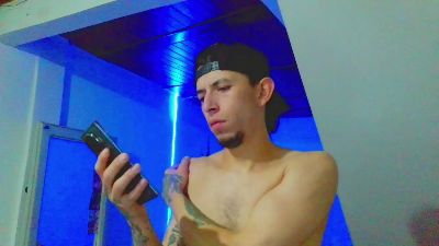 Chris_Joness live cam on Cam4