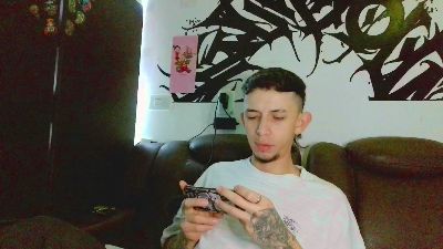 Chris_Joness live cam on Cam4