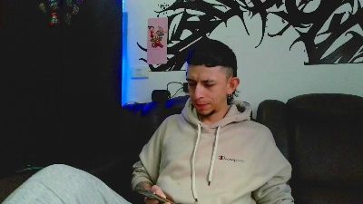 Chris_Joness live cam on Cam4