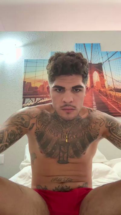Chrisdov live cam on Cam4