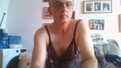 ChrisinBayern live cam on Cam4