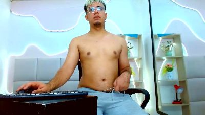 ChrissKing live cam on Cam4