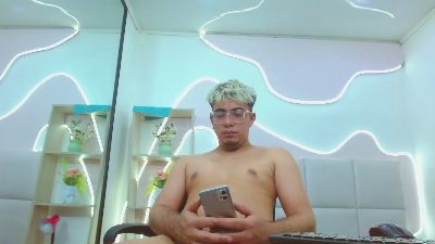 ChrissKing live cam on Cam4