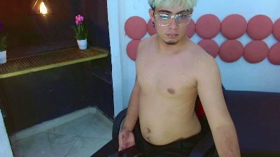 ChrissKing live cam on Cam4