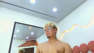 ChrissKing live cam on Cam4