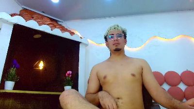 ChrissKing live cam on Cam4