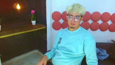 ChrissKing live cam on Cam4