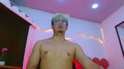 ChrissKing live cam on Cam4