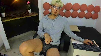 ChrissKing live cam on Cam4