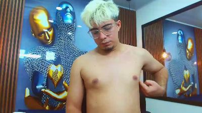 ChrissKing live cam on Cam4