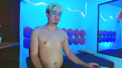 ChrissKing live cam on Cam4