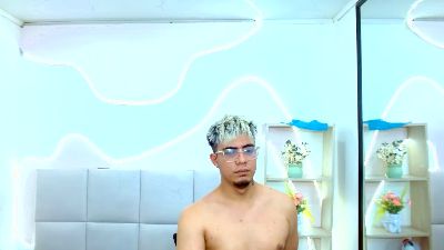 ChrissKing live cam on Cam4