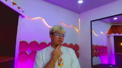 ChrissKing live cam on Cam4