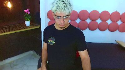 ChrissKing live cam on Cam4