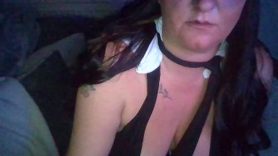 Chrissylou live cam on Cam4