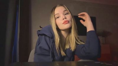 ChristeenMarte live cam on Cam4