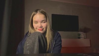 ChristeenMarte live cam on Cam4