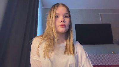 ChristeenMarte live cam on Cam4