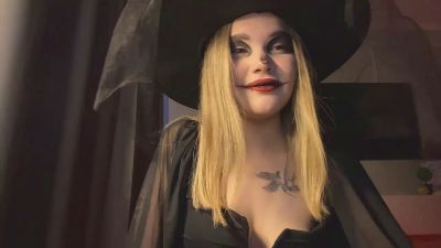 ChristeenMarte live cam on Cam4