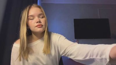 ChristeenMarte live cam on Cam4