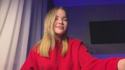 ChristeenMarte live cam on Cam4